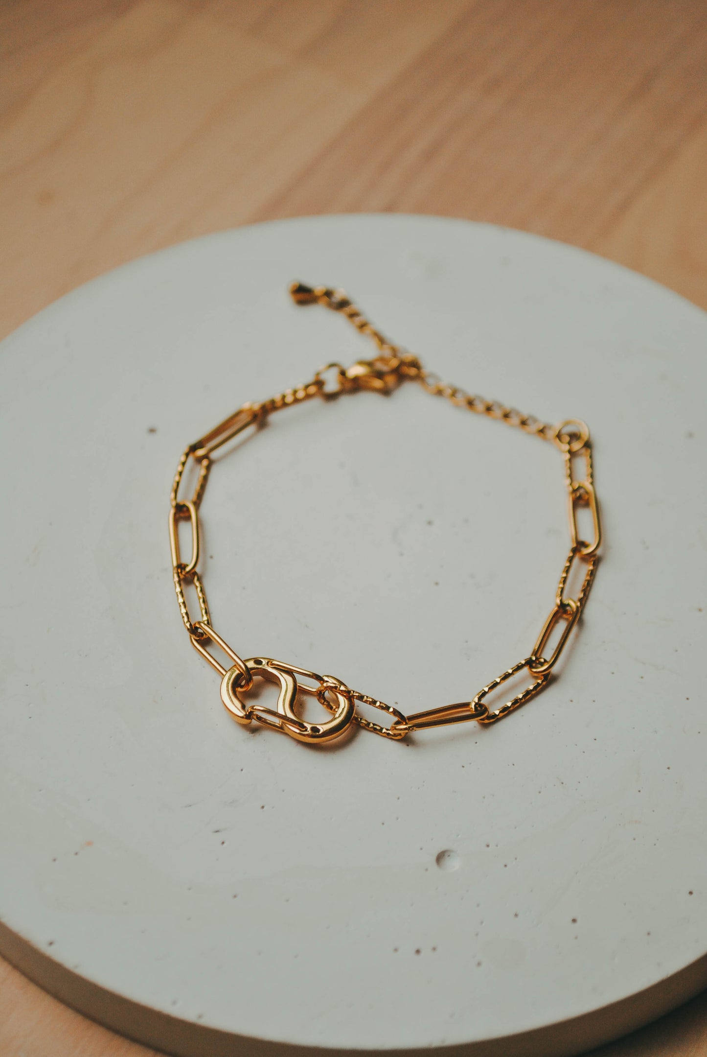 Adèle | Bracelet raffiné en acier inoxydable