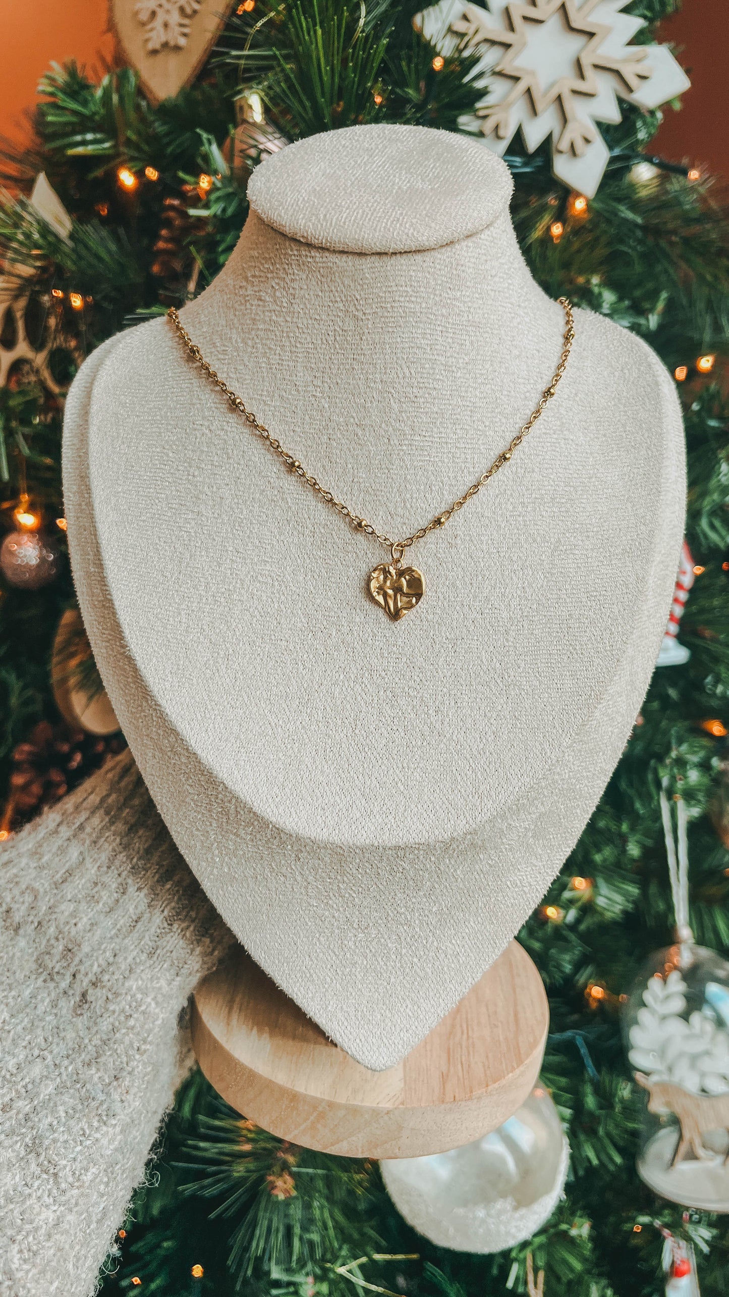 Marine | Collier cœur martelé