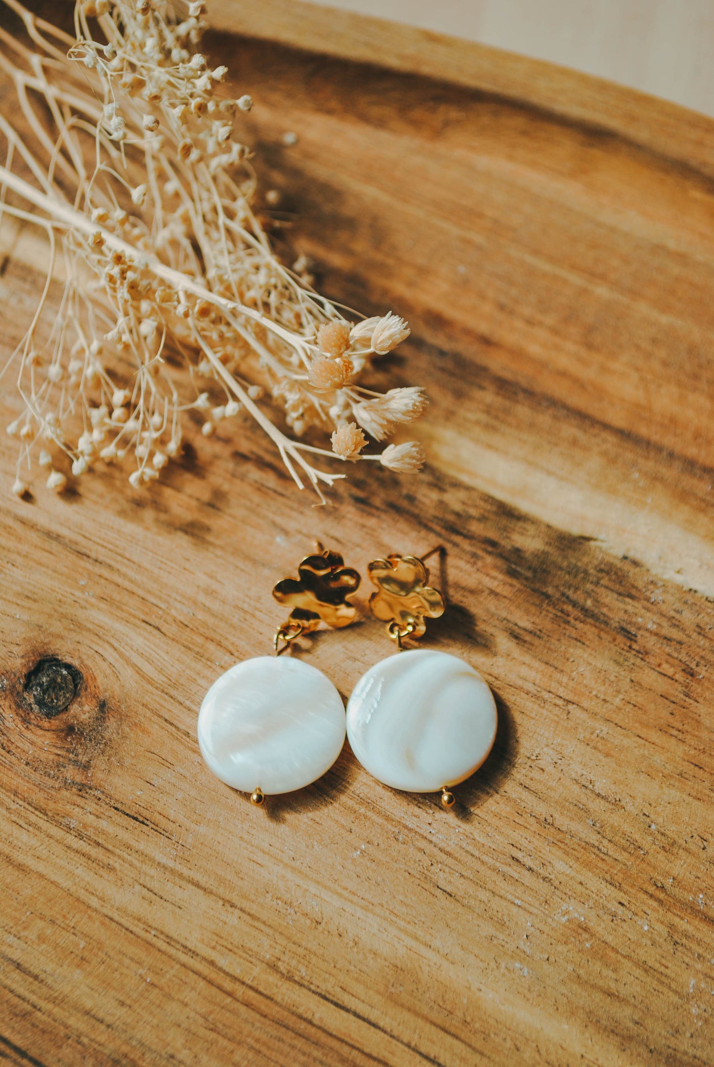 Ondine | Boucles d'oreille nacrées