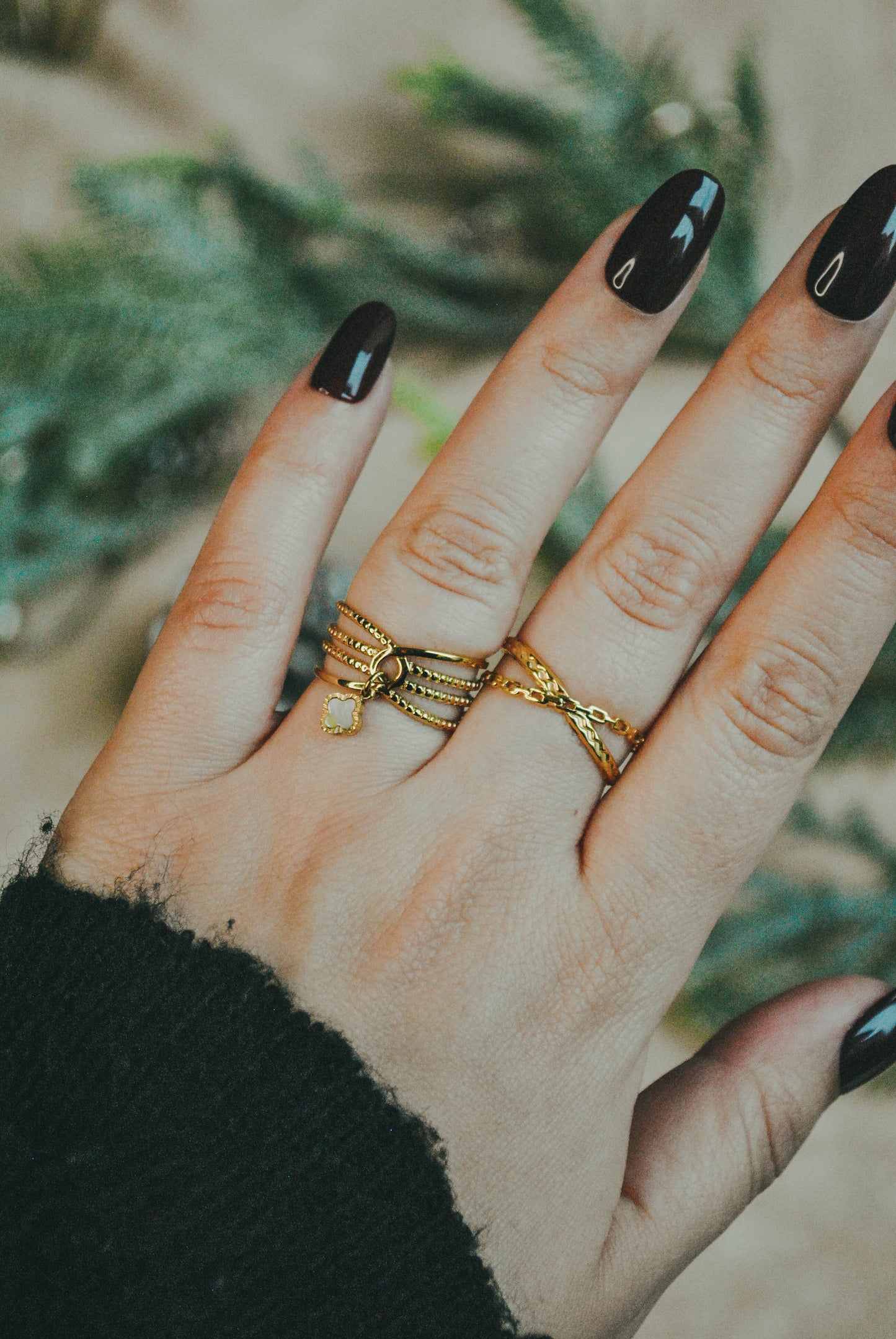 Gabrielle | Bague ajustable en acier inoxydable et breloque nacrée