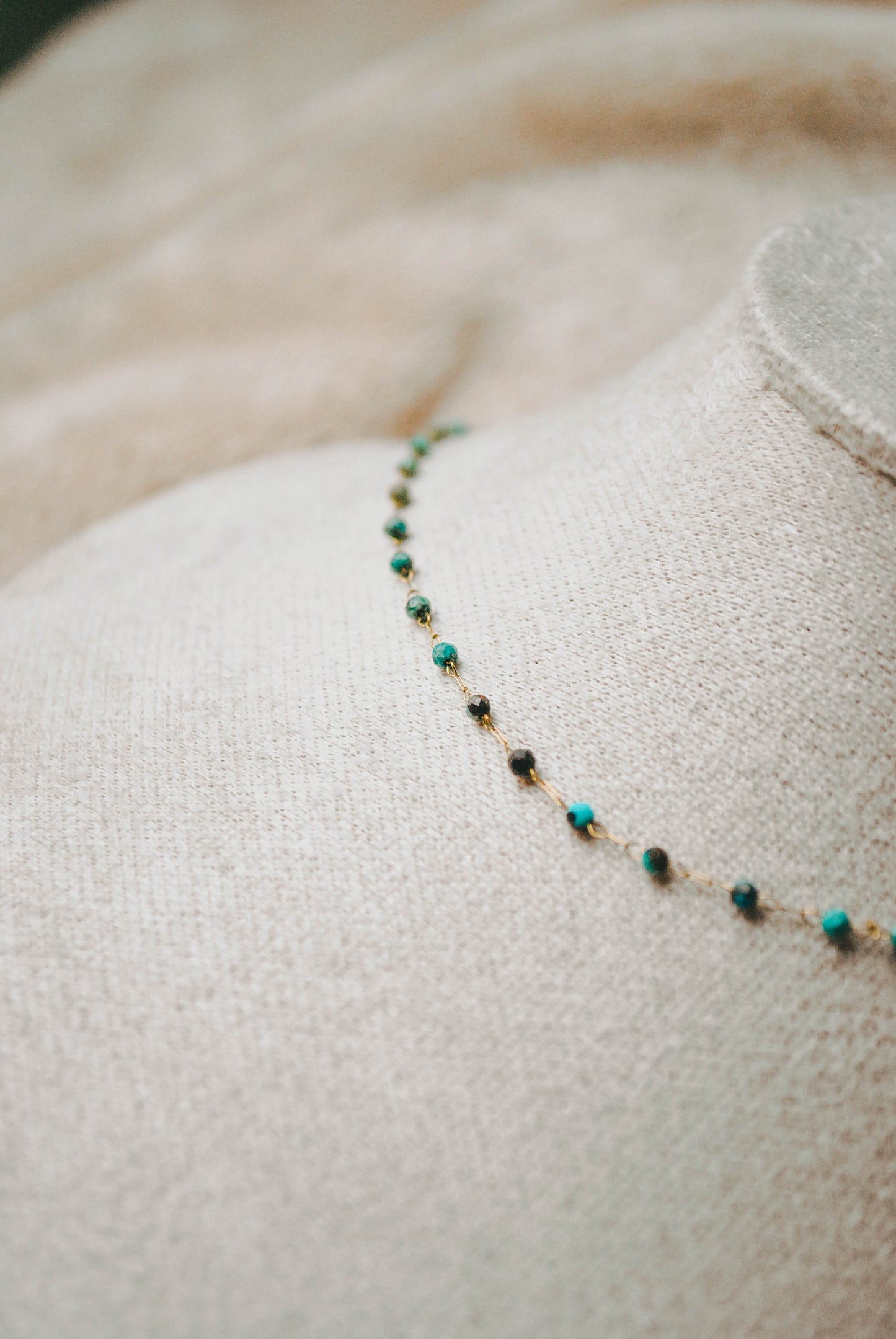 Amélie | Collier perlé en acier inoxydable et turquoise